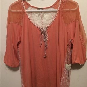 NWT! Gimmicks By BKE Large BlouseMSRP $56.95 New